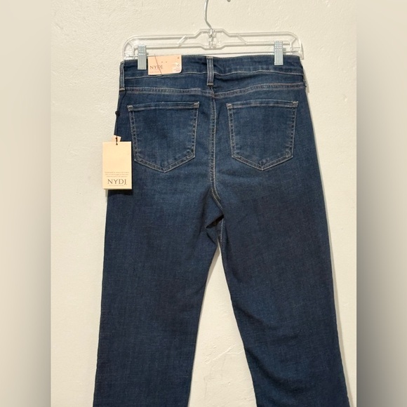 NYDJ Women's Jeans Marilyn Straight Jeans
Size 6 - Picture 7 of 14